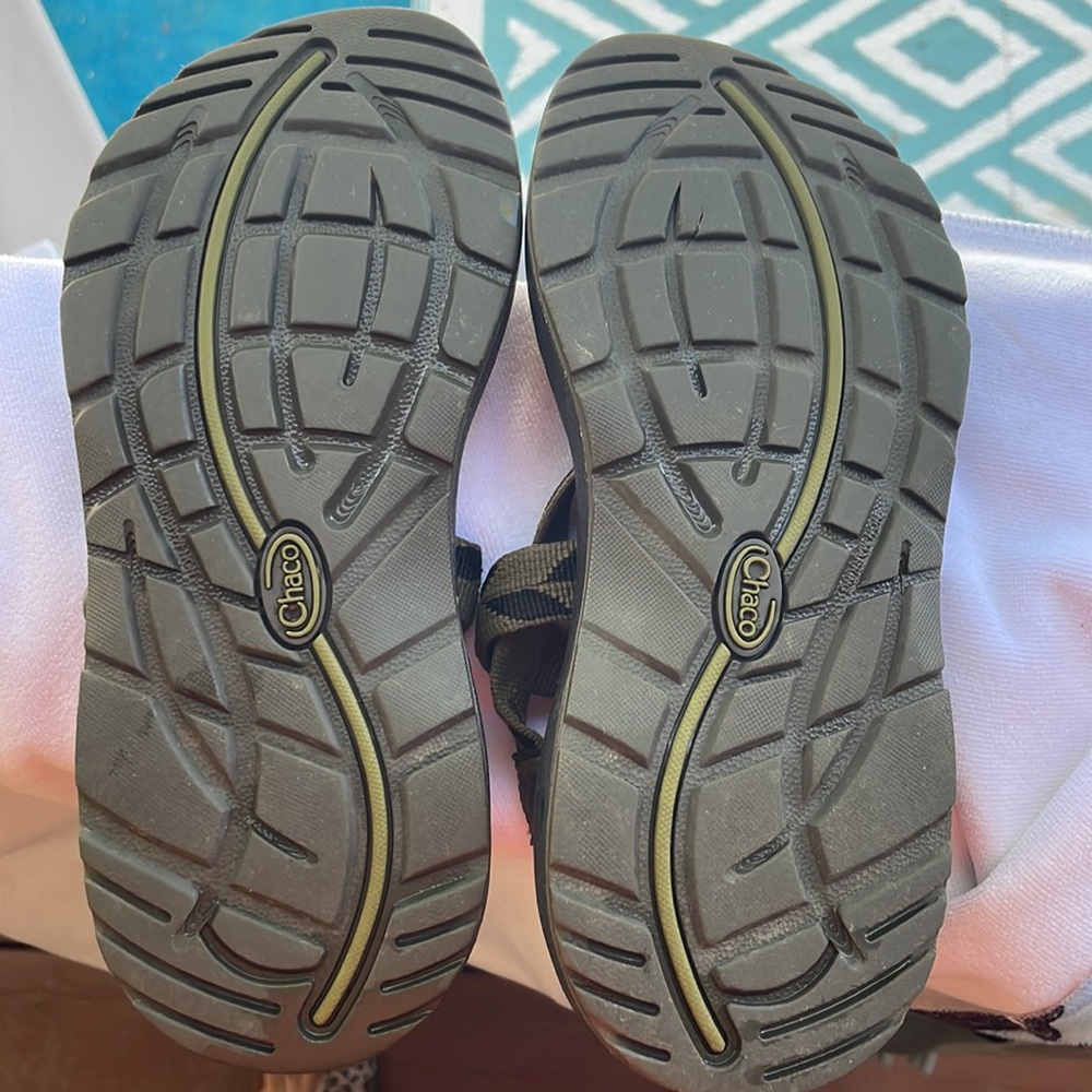 Womens Chaco sandal - Picture 3 of 3